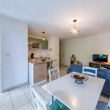 Lägenhet T2 Renove Avec Parking Et Piscine *